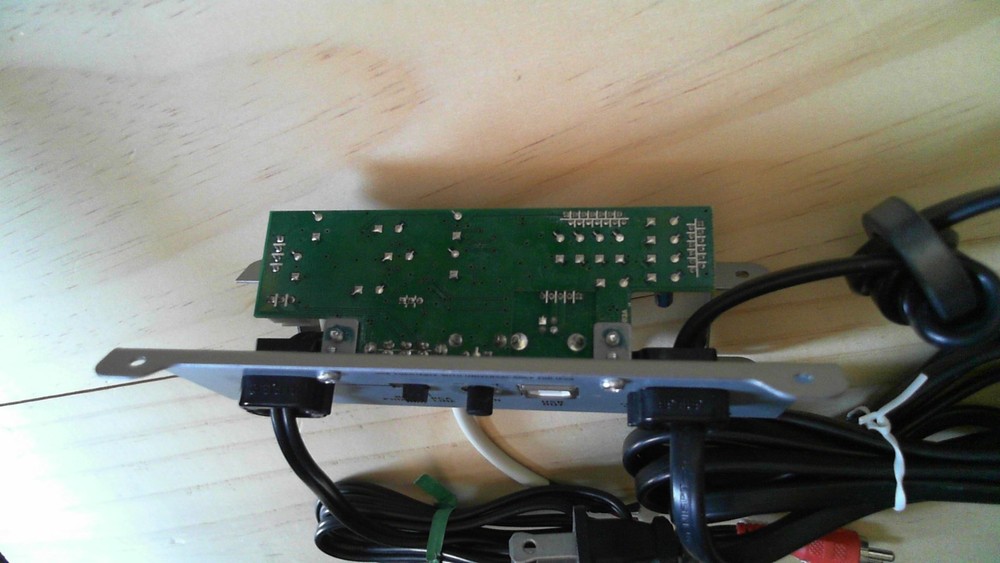 Numark TTi Input/Output module with mounting bracket 9-40-0470-A(A)