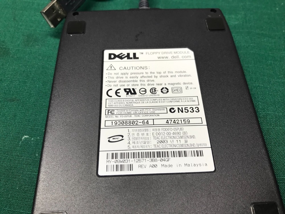 Dell USB External Floppy Drive Module Model FD-05PUB PC Laptop Windows Portable