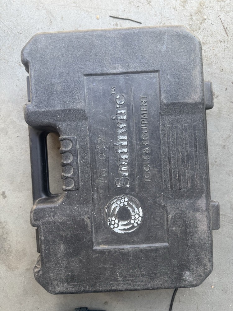 Shouthwire Knockout Set