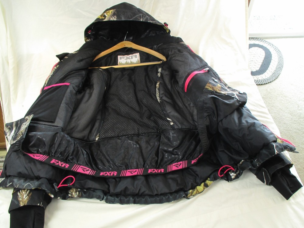 FXR Snowmobile Fresh Jacket Women’s Size 12 Real Tree Patterned