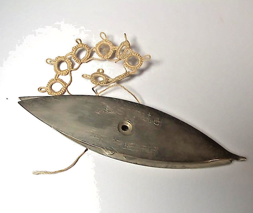 VINTAGE JUSTRITE TATTING SUTTLE
