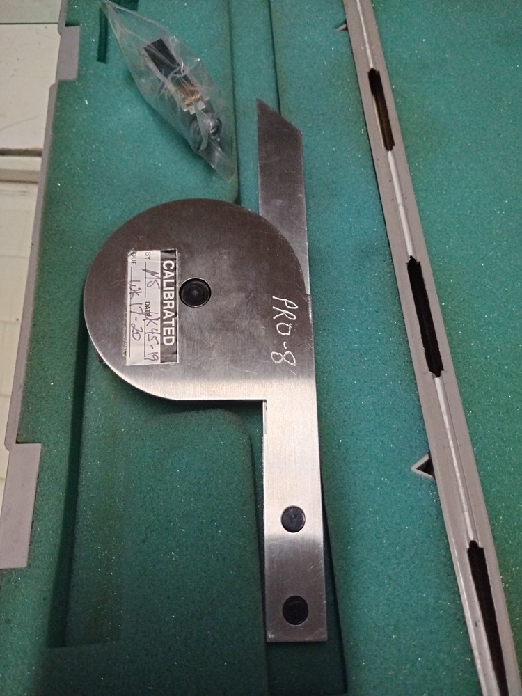 Mitutoyo Universal Bevel Protractor, High-Precision Angle Gauge