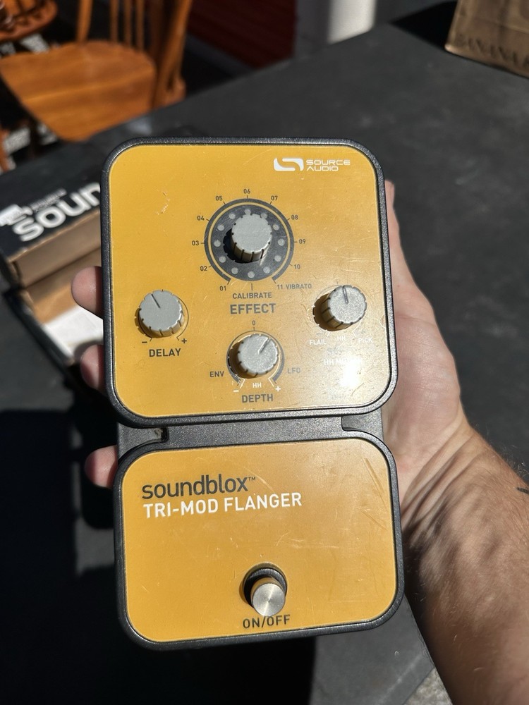 SOURCE AUDIO FLANGER SOUNDBLOX TRI-MOD FLANGER from Japan 1D