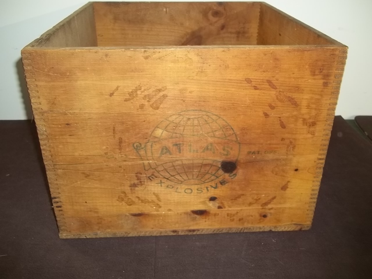 Vintage Atlas Coalite 50 lb Explosive Dynamite Wooden Crate ICC 14
