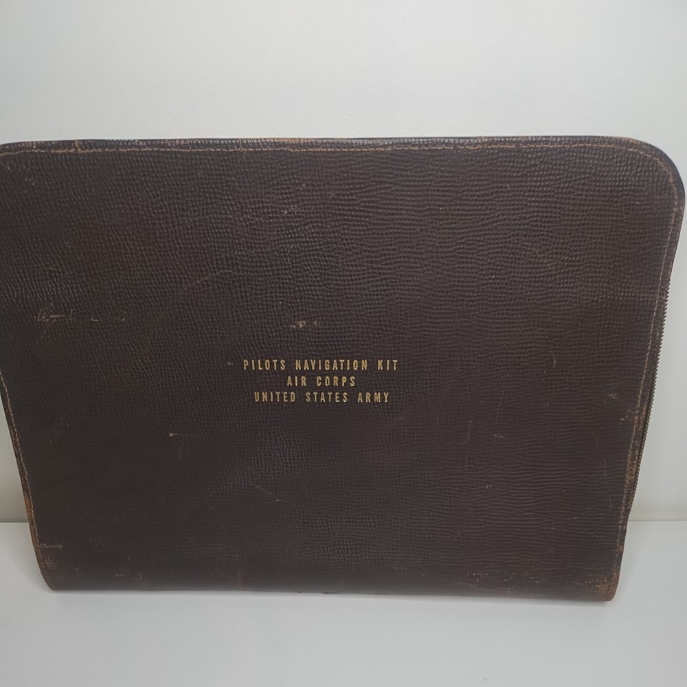 Rare Vtg US Army Air Corps Zippered Pilot Navigation Kit Brown Leather w pockets