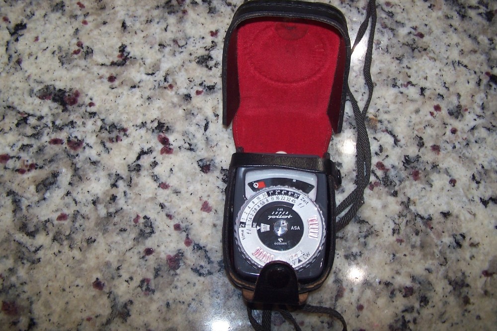 Vintage Gossen Super Pilot CDS Light Meter with Case - Untested
