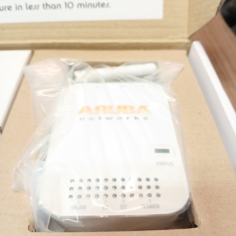 Aruba RAP-2WG-US Remote Wireless Access Point Open Box