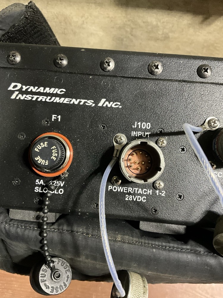 ACES SYSTEM DYNAMIC INSTRUMENTS VIBRATION ANALYZER DI-137 DOES NOT POWER ON