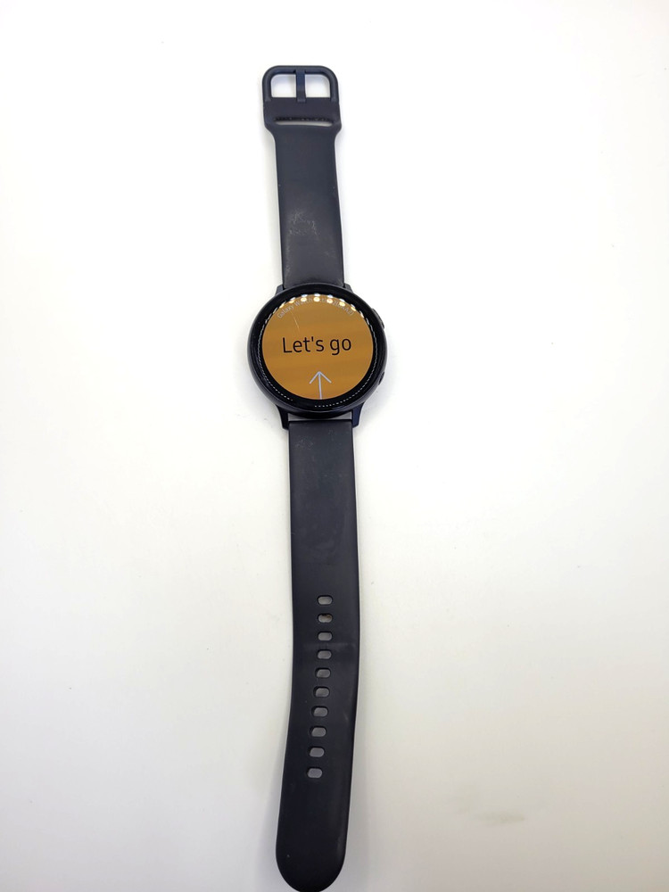Samsung Galaxy Watch Active 2 - (FRONT SCREEN SCRATCH) Read Description