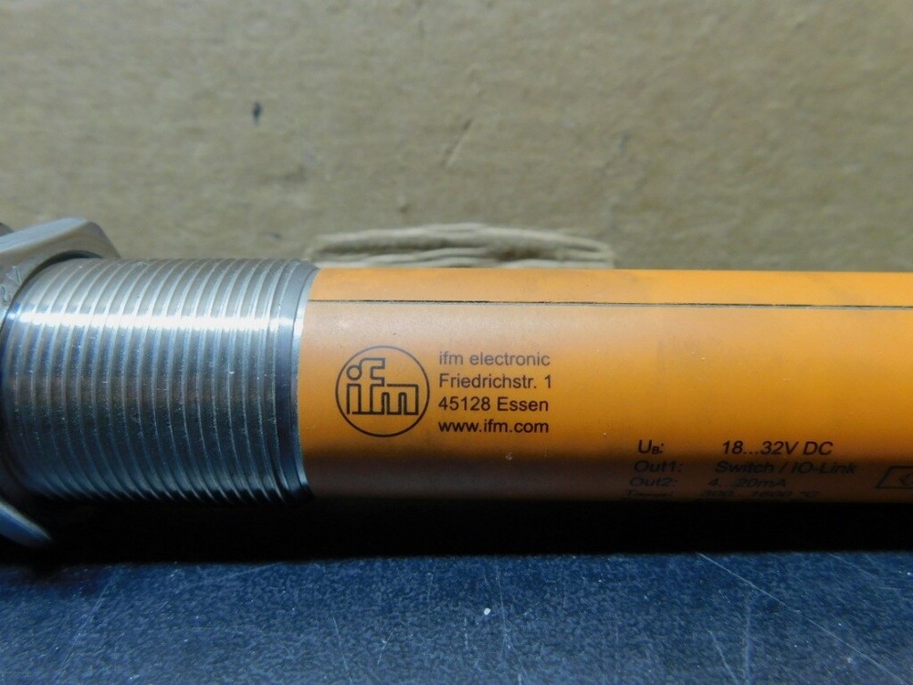 IFM TW2011 -- Infrared Temperature Sensor