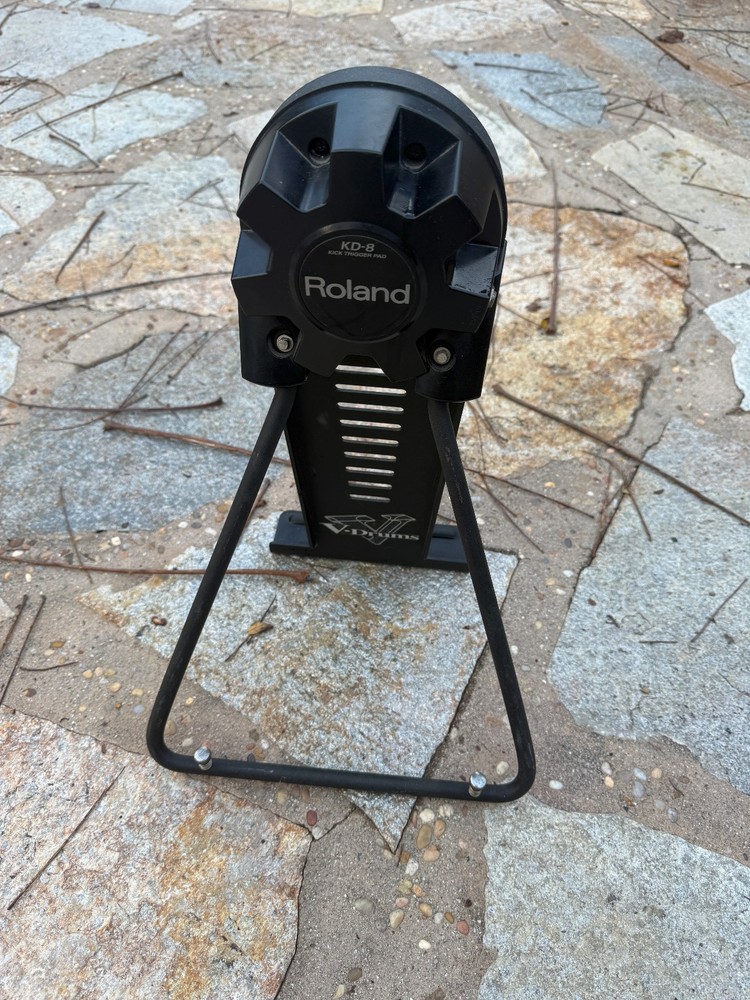 Roland KD-8 V-Kick Bass Drum Trigger Pad KD9