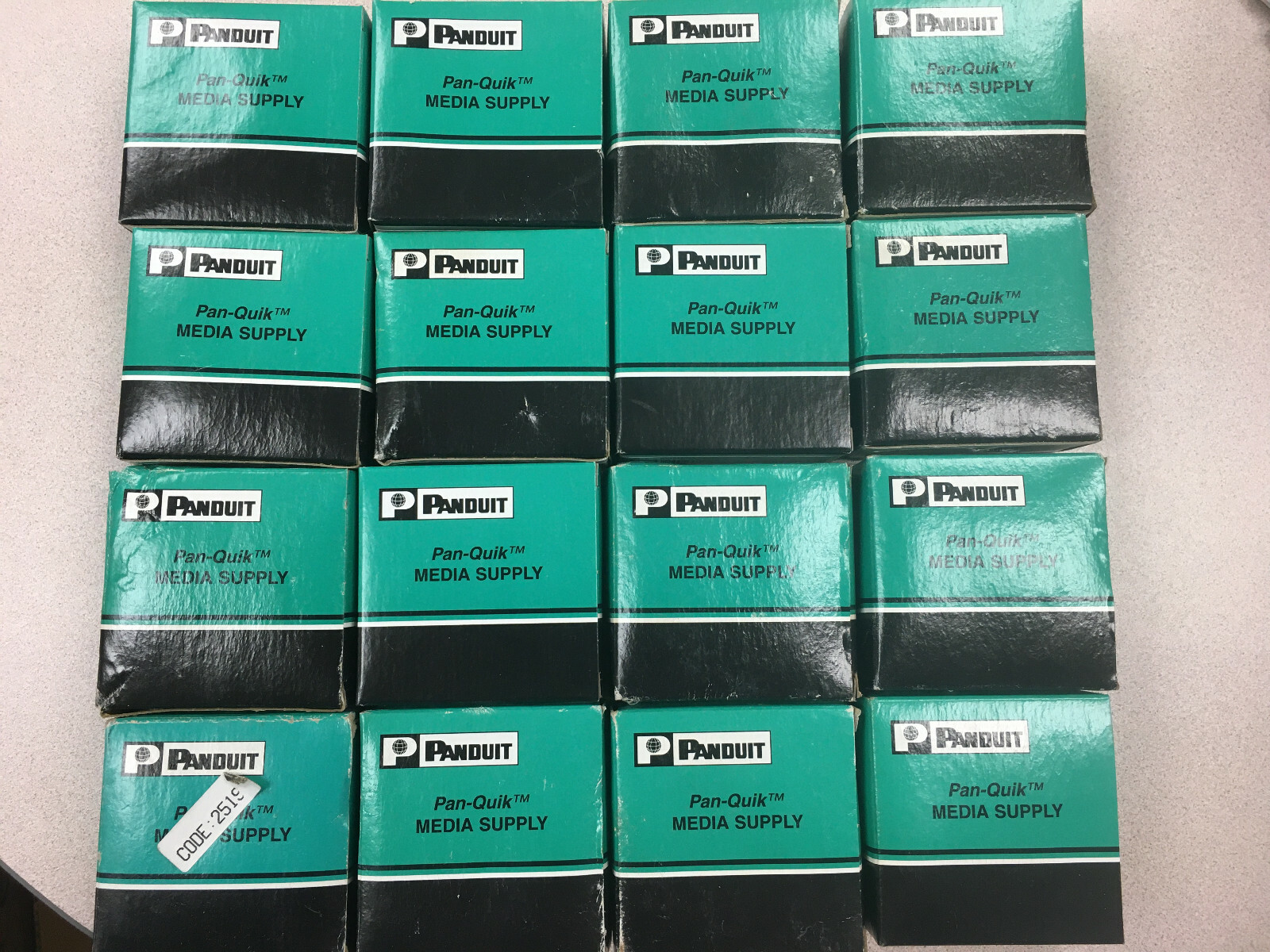 Lot of 16 Panduit Pan-Quik LS3E LS3 Media Supply Component Labels LC-4 2519 NOS