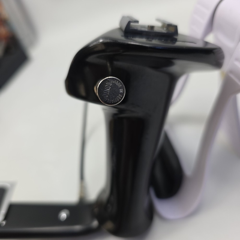 Hasselblad Flash Bracket 45071 Left Hand Grip