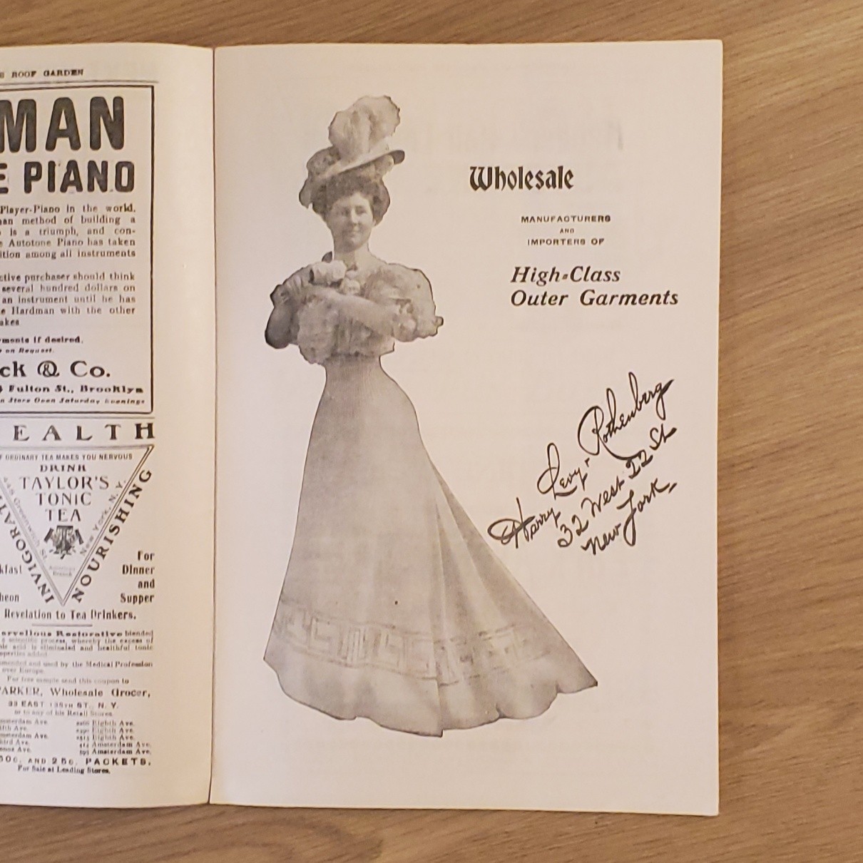 2210----1906 Hammerstein's Paradise Roof Garden Theatre NYC program