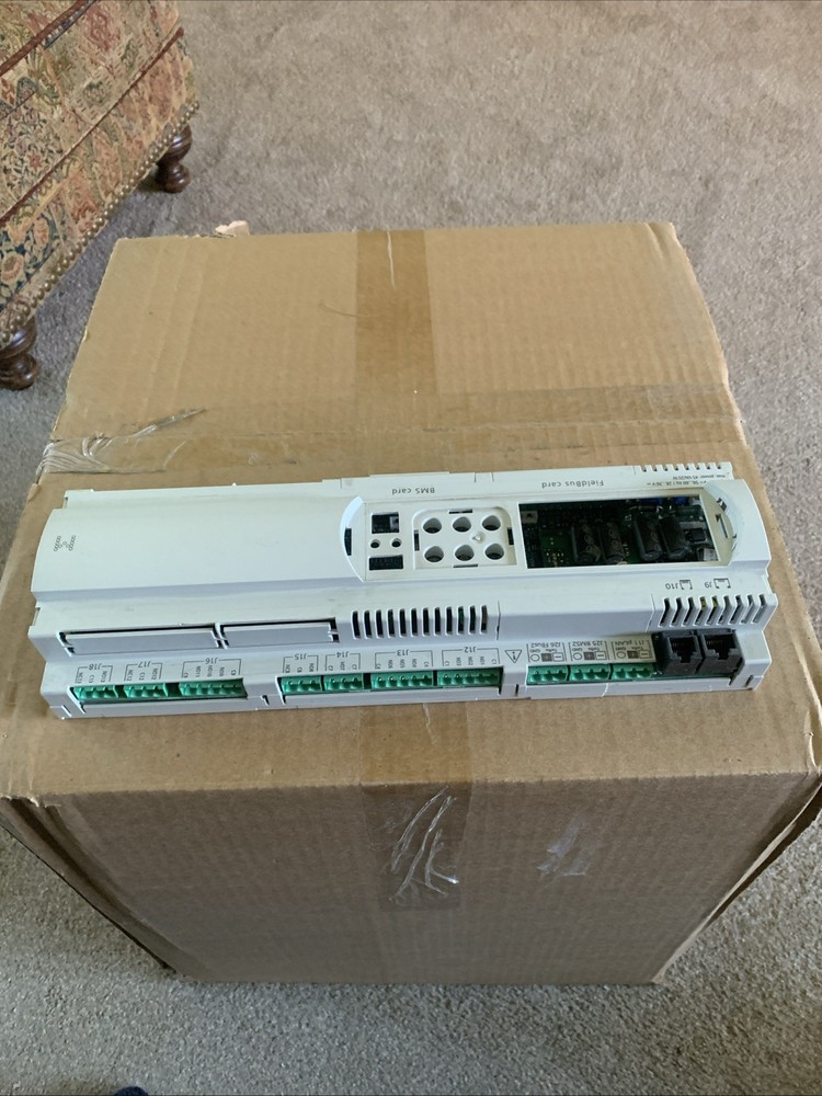 CAREL PCO5000000AM0 Programmble Controller rev1.614, Parts