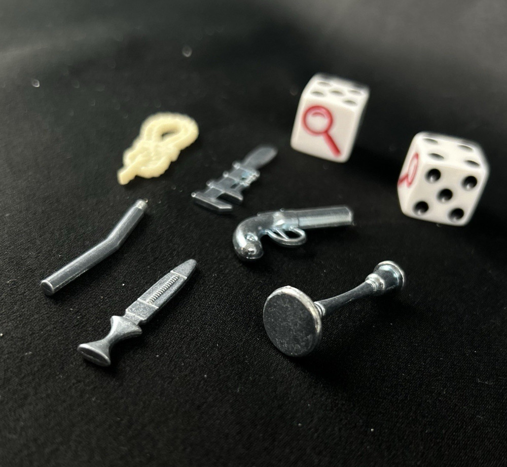 Hasbro Clue 2013 Board Game Replacement Weapons