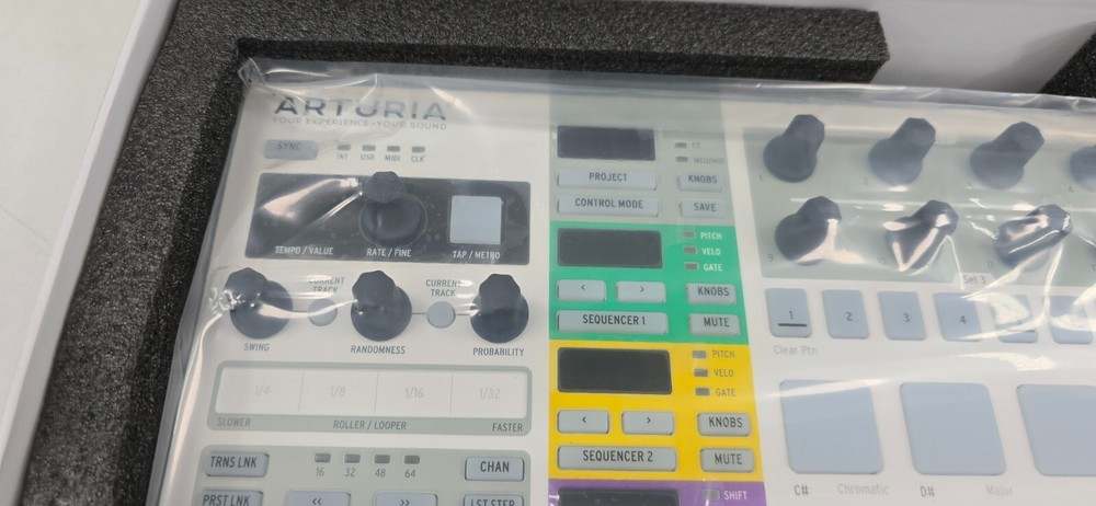 Arturia BeatStep Pro Controller and Sequencer-NEW