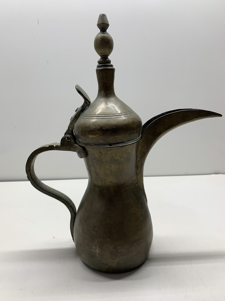 Vintage Arabic Middle Eastern Turkish Brass Coffee Dallah Teapot