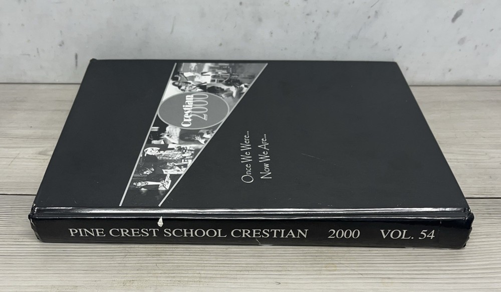 Crestian 2000 Yearbook