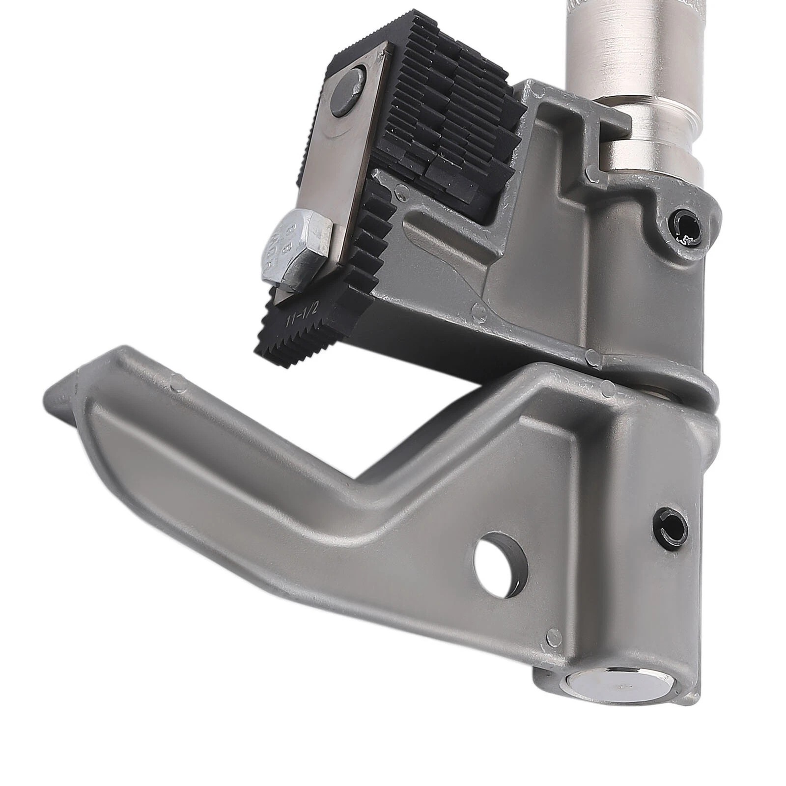 Universal Outside Thread Chaser with 6 Dies Use for 1-1/4” to 5” O.D 216884 US