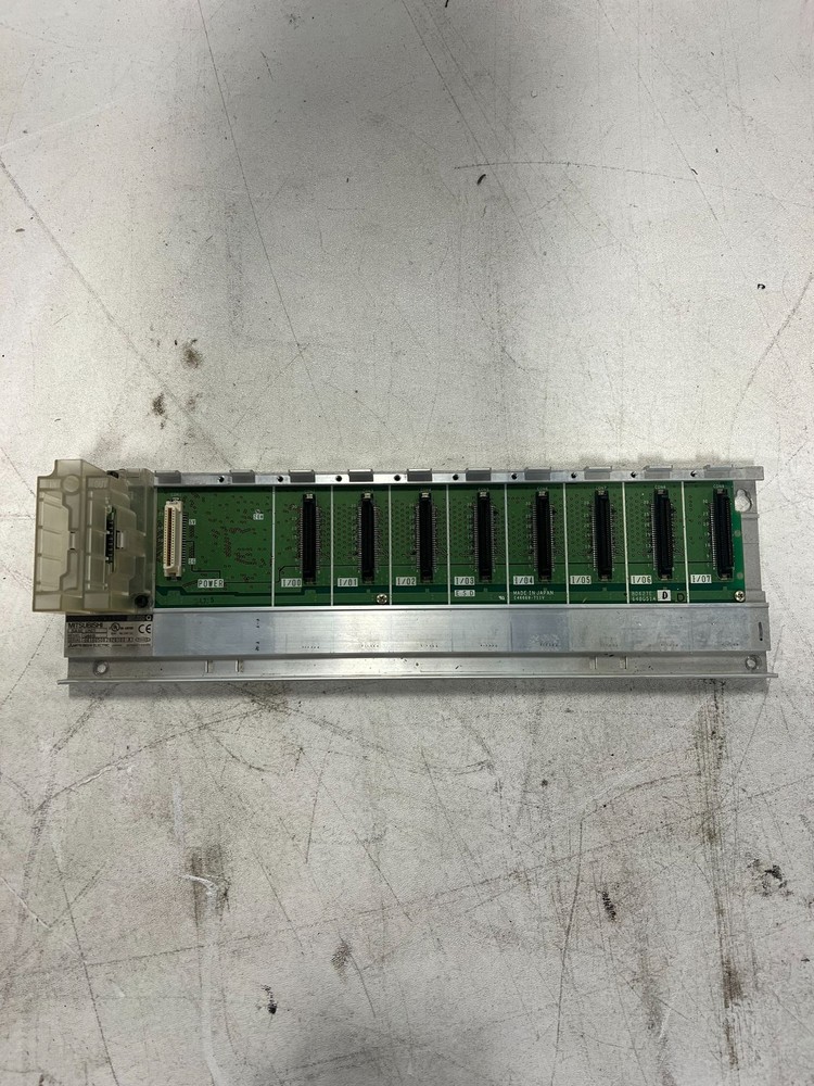 MITSUBISHI Q68B PROGRAMMABLE LOGIC CONTROLS USED