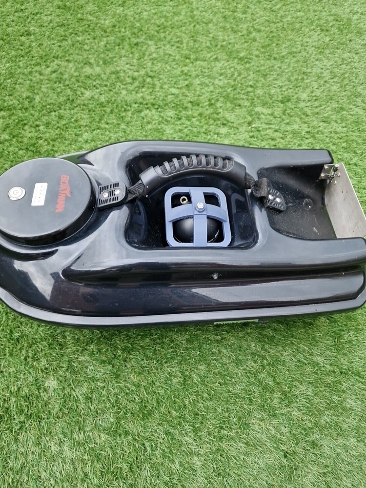 Deeper mount for actor bait boat