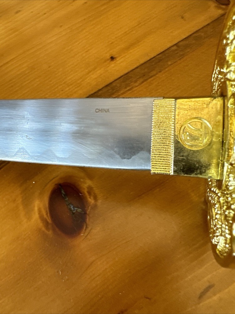 SAMURAI SWORD BLUE W/ CURVED HANDLE 43"