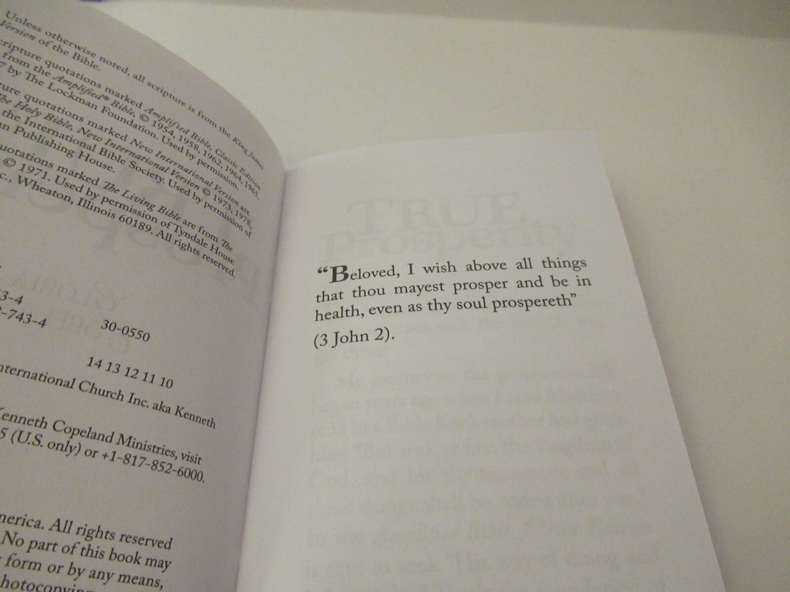 Kenneth & Gloria Copeland - True Prosperity (CD) + True Prosperity (Mini Book)