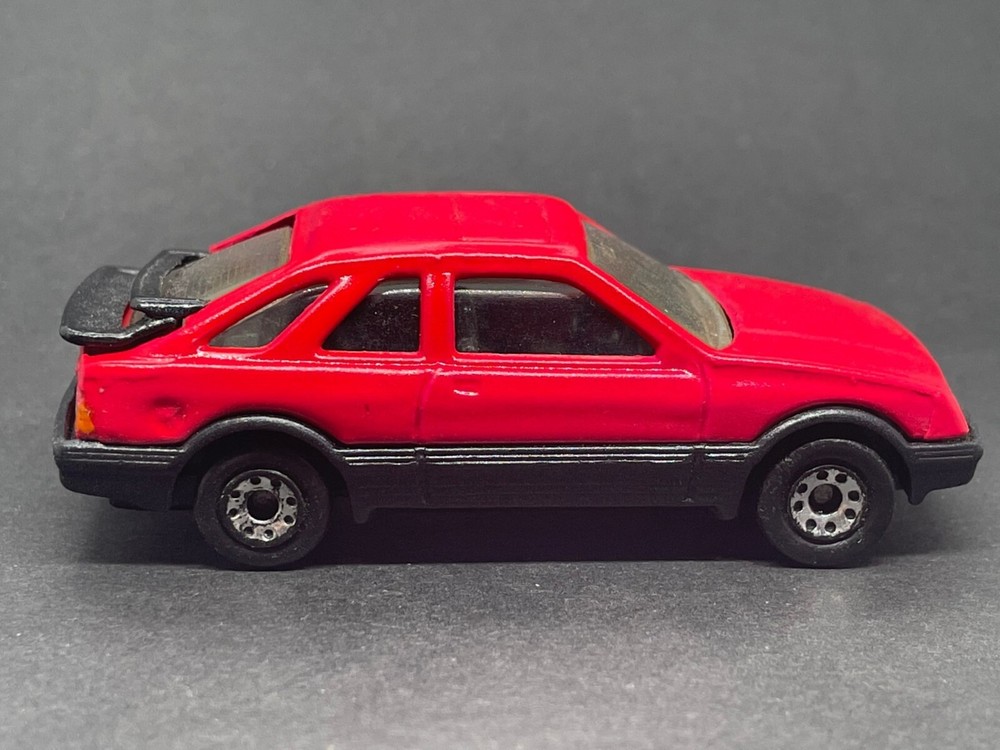 MATCHBOX 1983 FORD SIERRA - CUSTOM