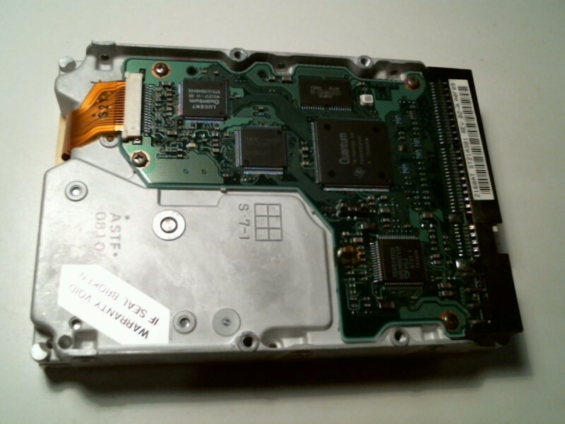 IDE Hard Disk Drive Quantum Fireball ST ST21AB1 02-A A0F09 2160AT
