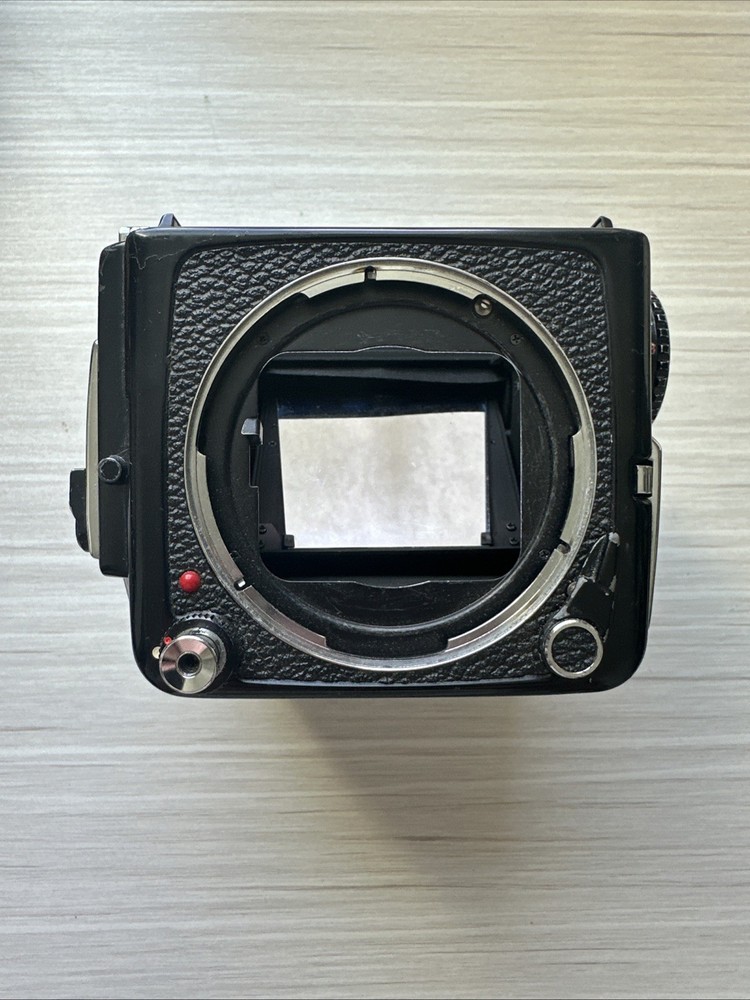 Mamiya M645 1000S Medium format Camera Body Only