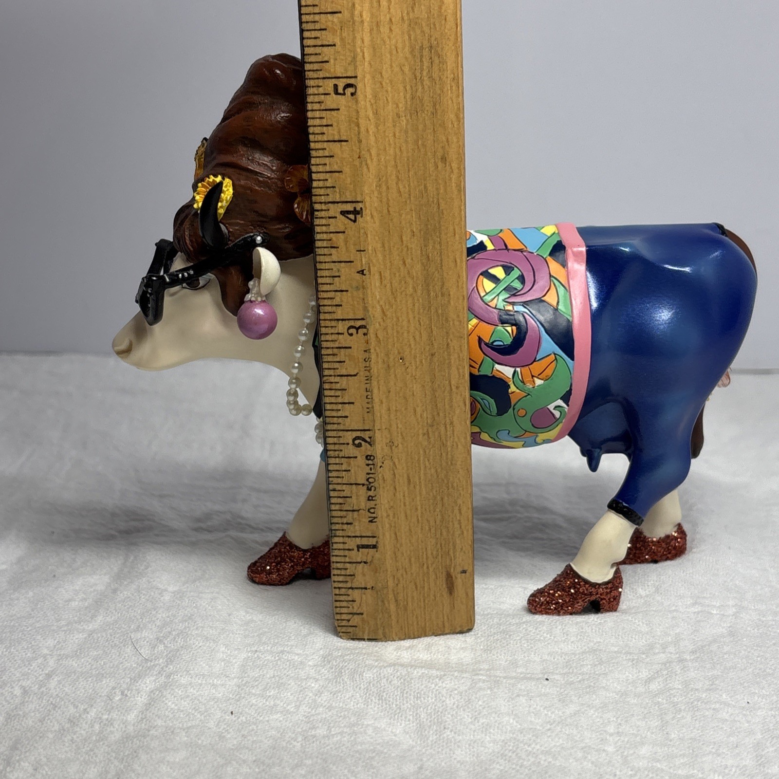 Cow Parade Beehive Bovine 2002 Retired VINTAGE-READ DESCRIPTION
