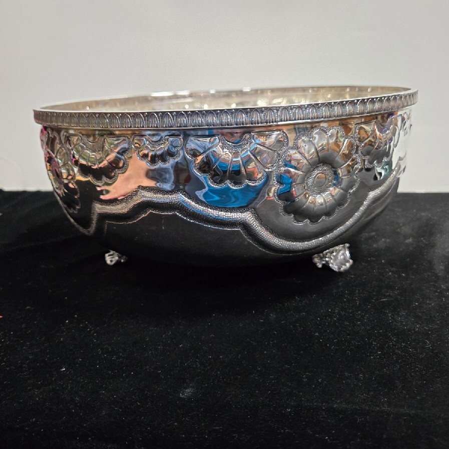 BIRKS Silver Plate Footed Serving Bowl with Plastic Insert includes original box