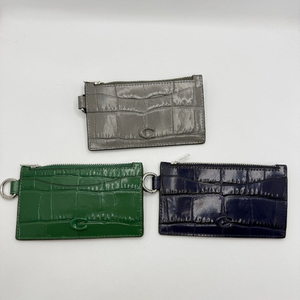 Coach Zip Card Case CW433 Crocodile-embossed leather