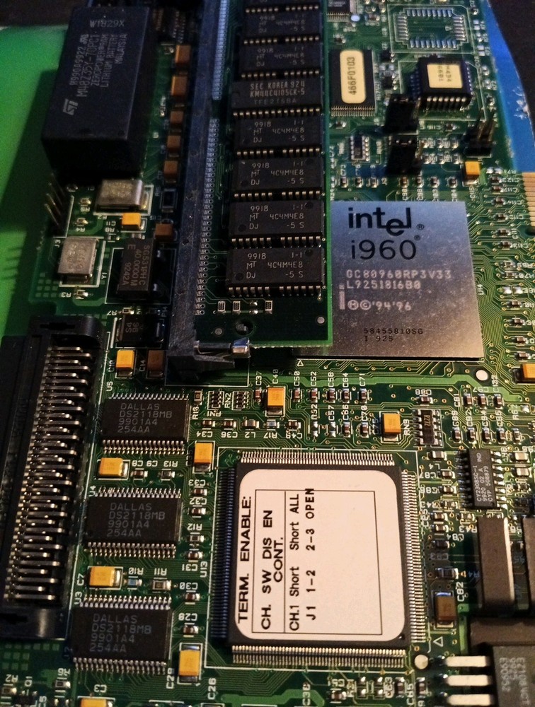 HP NetRAID 1si D2140-60001 SCSI Lvd/se PCI Controller Card