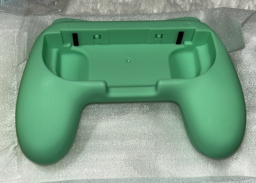 FASTSNAIL~4 Pack~Controller Grip Kit~Compatible with Nintendo Switch~NEW