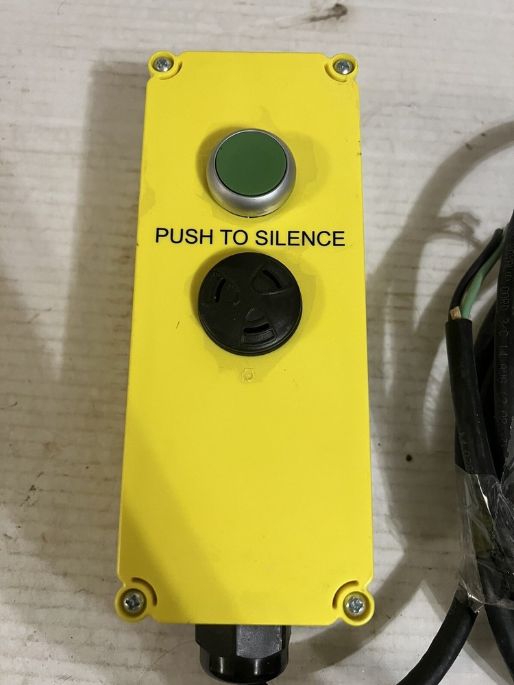 otis aaa25580dc1 Silencer / Buzzer Box New Open Box