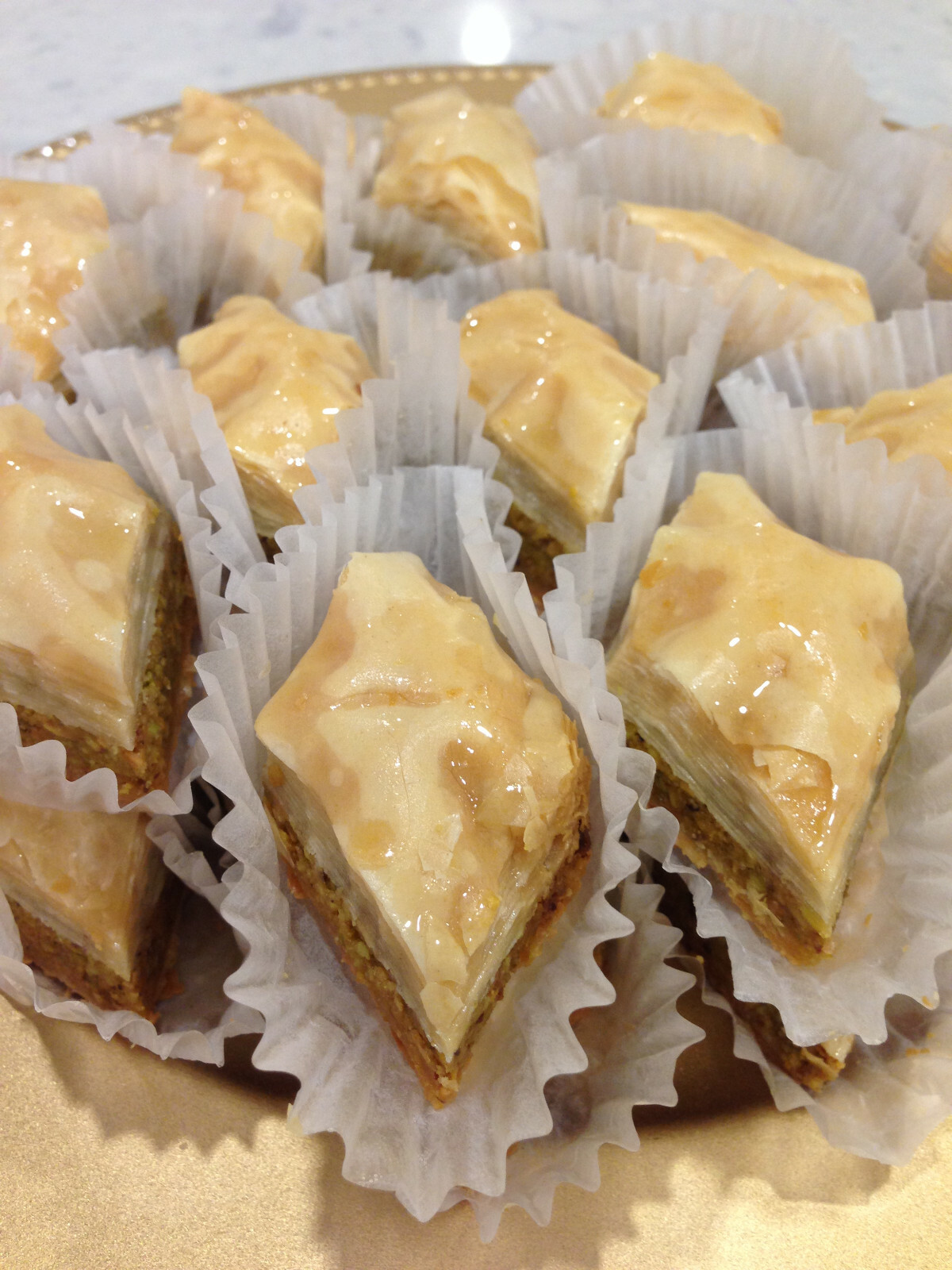 Organic Baklava with Pistachio & RAW Honey! Unique Quality (2LB) (33 Piece)