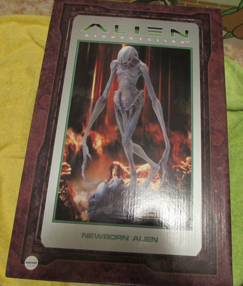 FEWTURE MODELS 1/6 SCALE NEWBORN STATUE FIGURE BUST ALIEN RESURRECTION