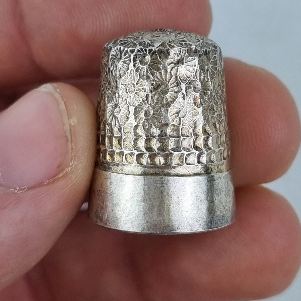 Vintage Solid Silver Thimble Birmingham 1973 James Swann & Sons