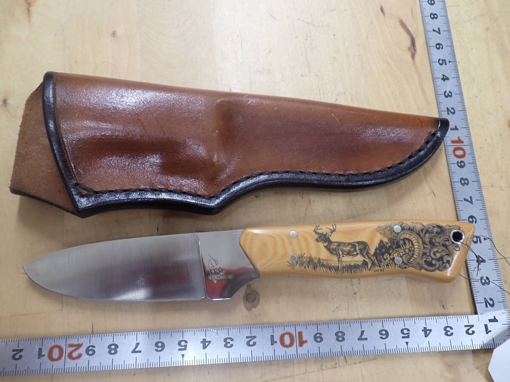 Jack crain sheath knife scrimshaw without box