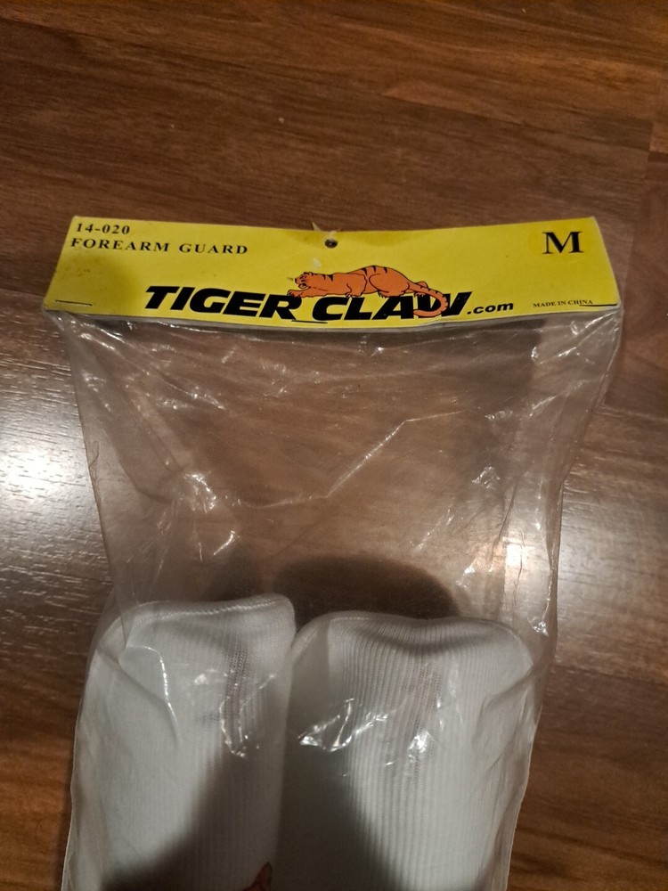 Tigerclaw Forearm Guard Size M