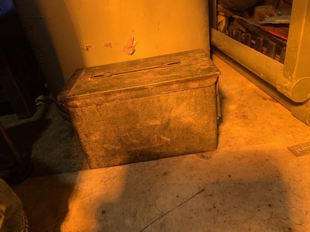 Redneck Convent Ammo Case - Black