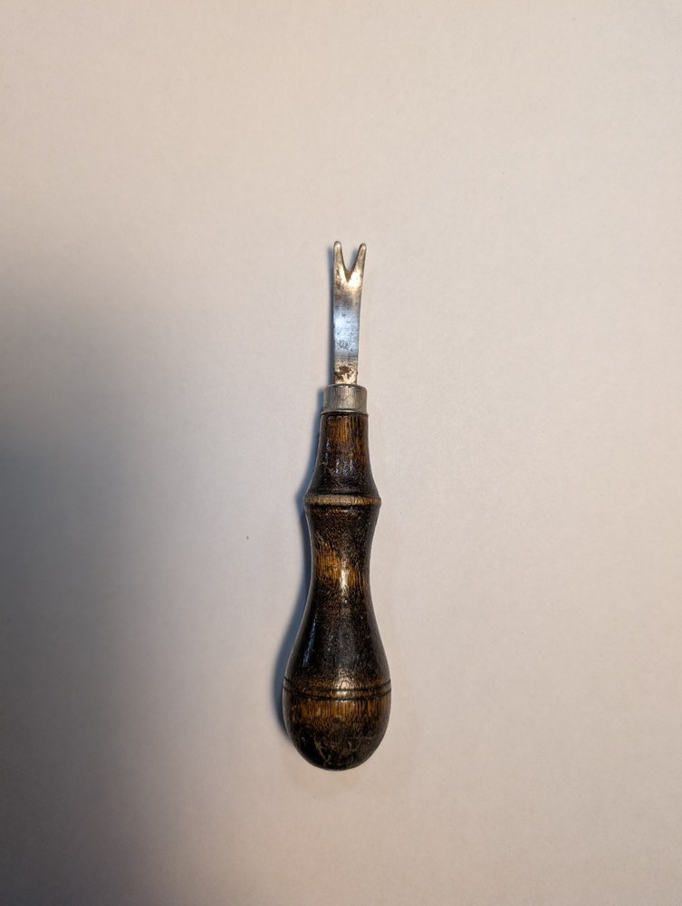 Edger     Ref.  410