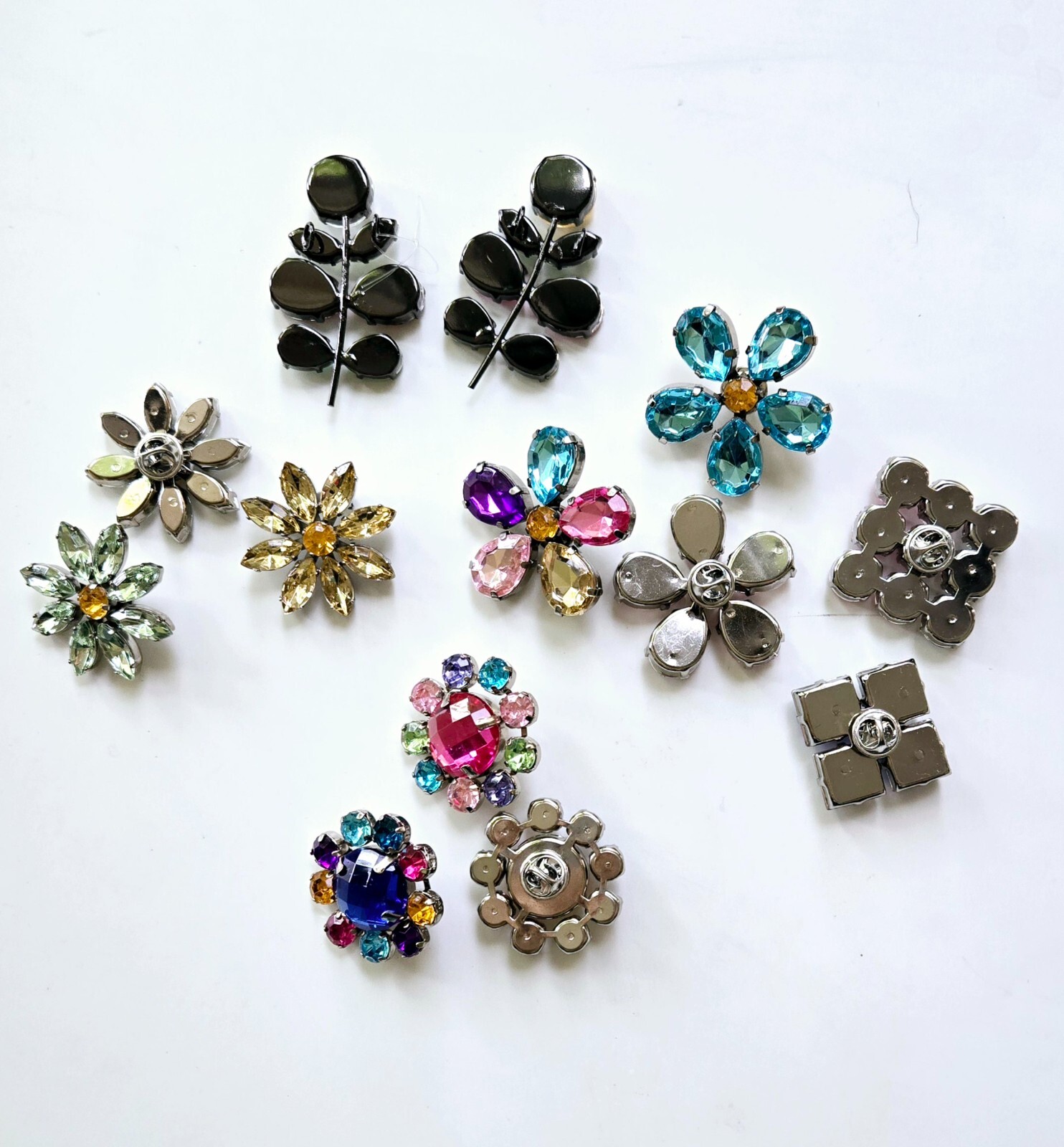 Brooch Lot Mixed Flower Colorful Multi Sample Lot 12 pcs Mix