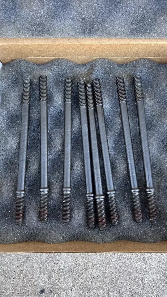 Feuling Engine Cylinder Stud Kit for Harley-Davidson Dyna 1999-2017