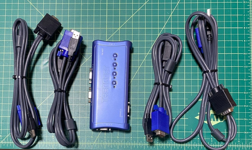 TRENDnet  TK (TK407K) 4-Ports External KVM switch USB