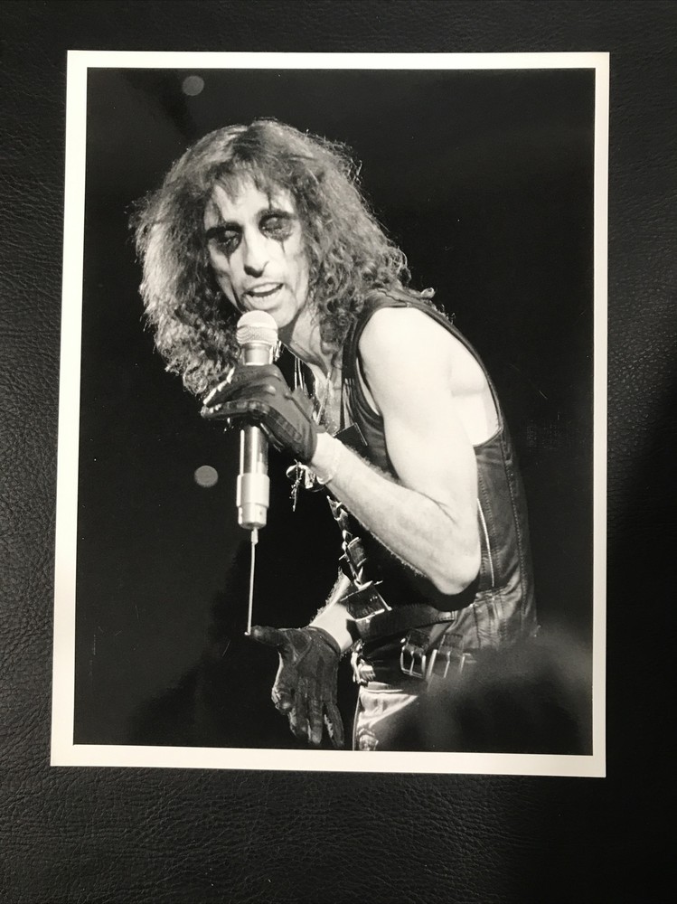 ALICE COOPER 1979 ORIGINAL Photo MADHOUSE ROCK