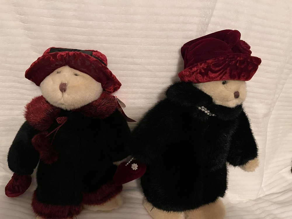 Vintage Russ Teddy Bears