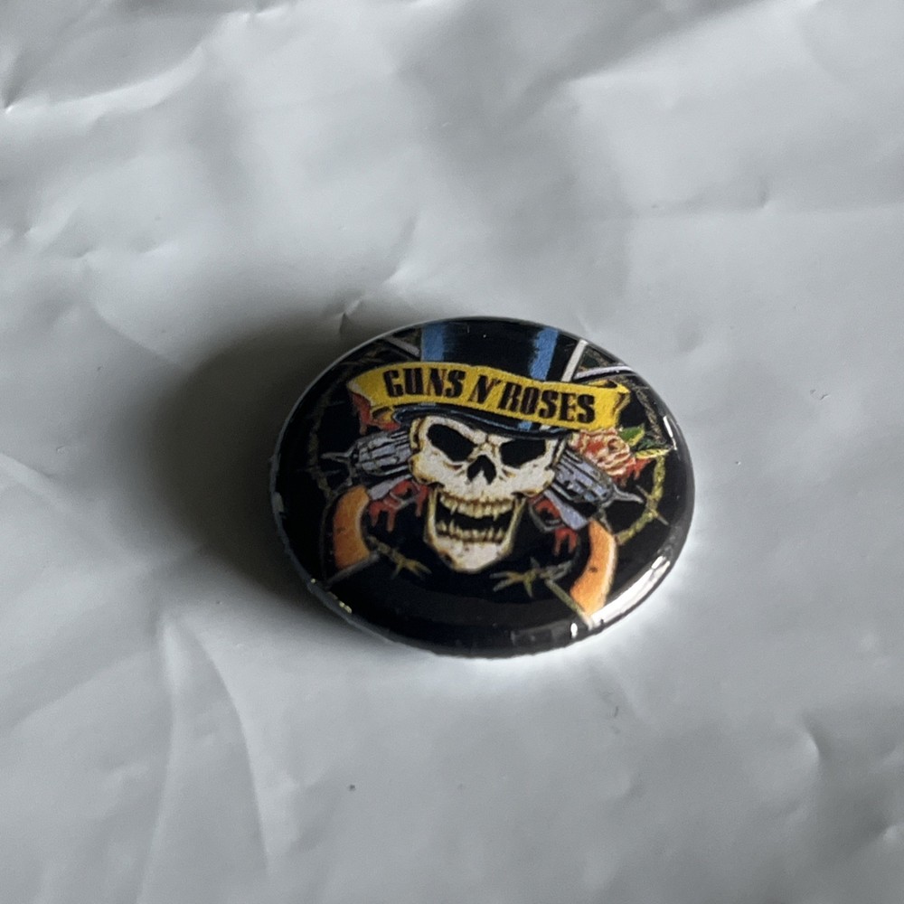Guns And Roses Button Vintage
